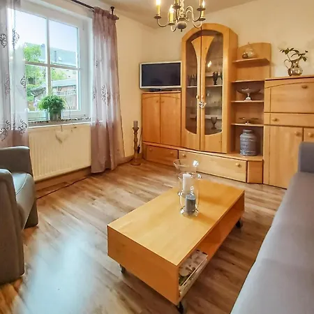 Stunning In Aue-Bad Schlema