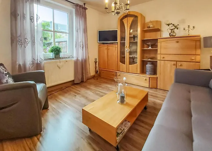 Stunning In Aue-Bad Schlema